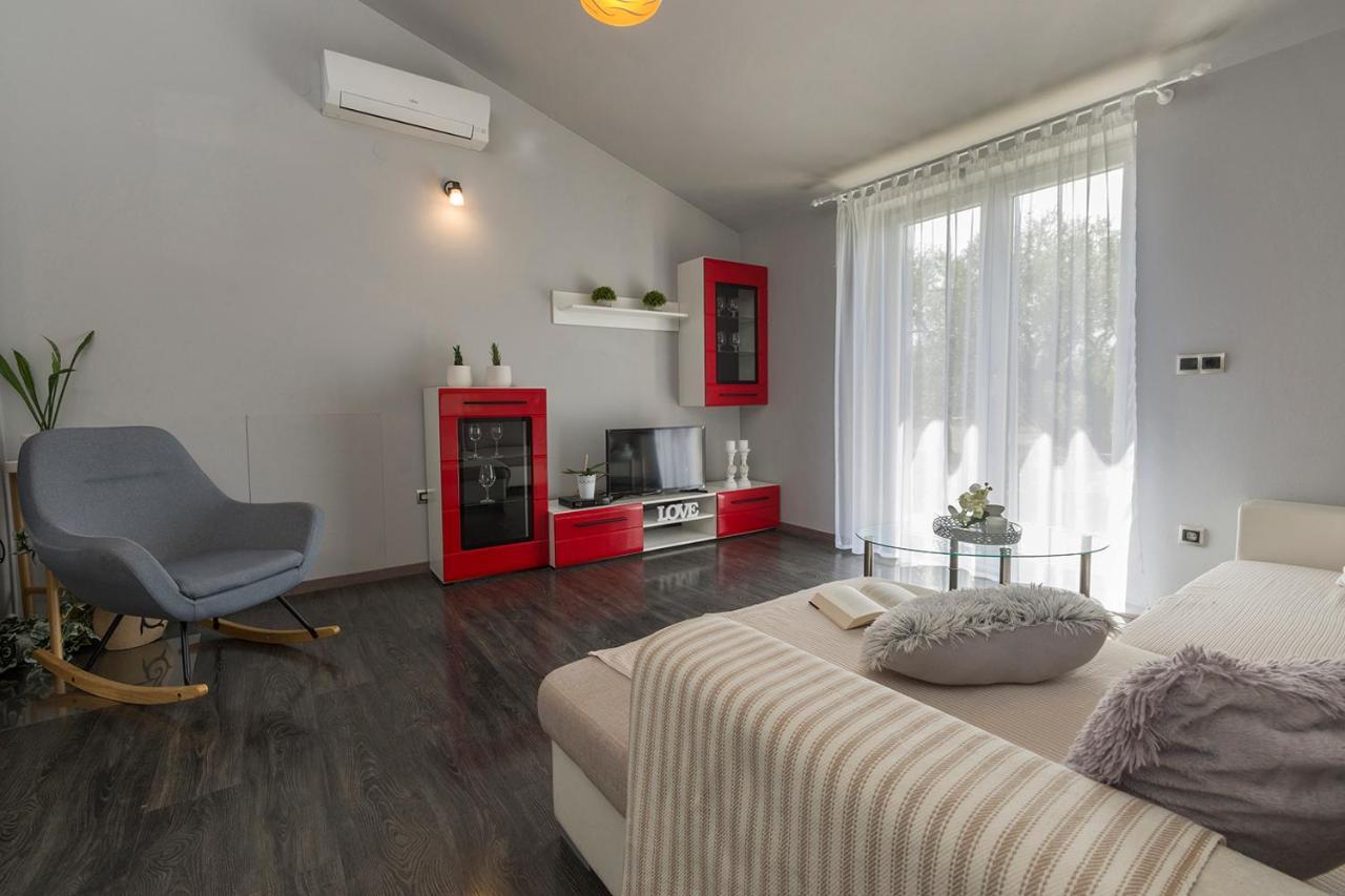 Casa Romantica Vodnjan Bagian luar foto