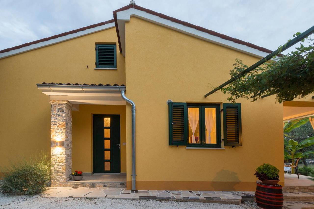 Casa Romantica Vodnjan Bagian luar foto